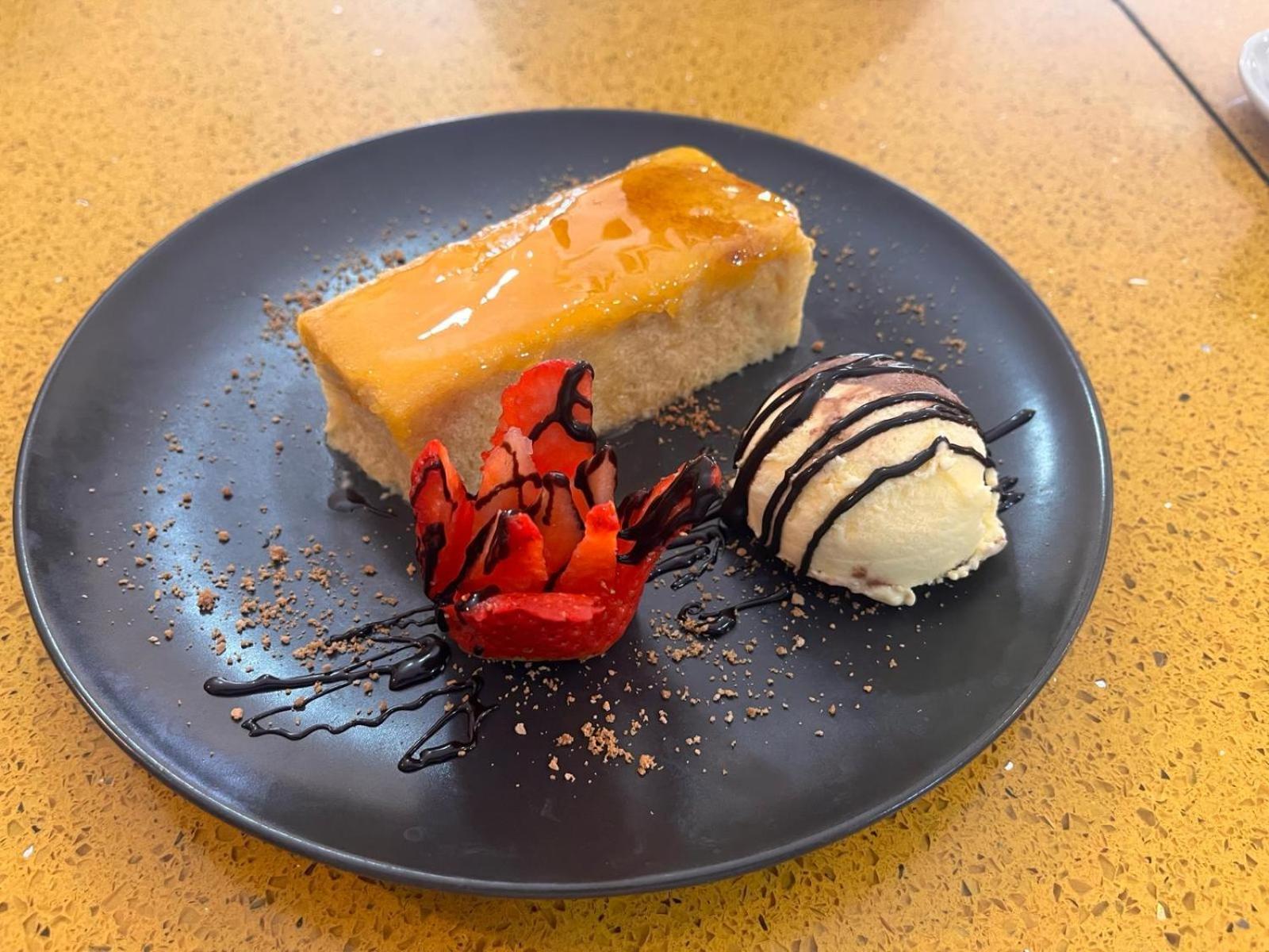 Hostal Restaurante Bustos Villarrubio 외부 사진